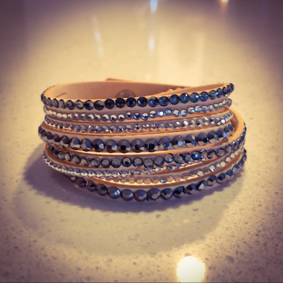 5 for $25💕Rhinestone Embellished Bracelet💕 - Picture 2 of 5